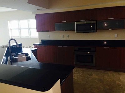 Comprar apartamento no One Fifty One at Biscayne 1909