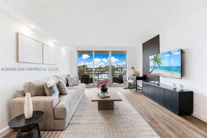 Apartment for rent at Flamingo 416S