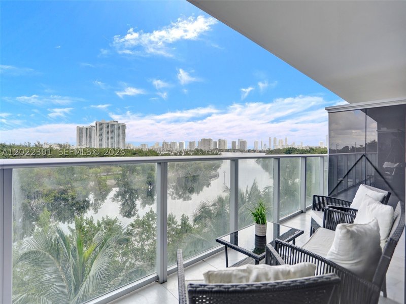 Comprar apartamento en The Harbour 403