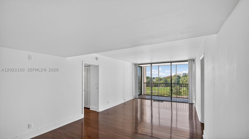 Apartment for rent at Coronado I 502