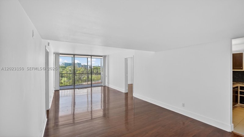 Apartment for rent at Coronado I 502