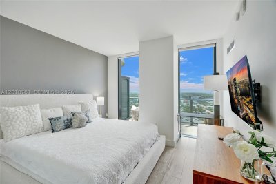 Aluguel de apartamento no Hyde Midtown 2809