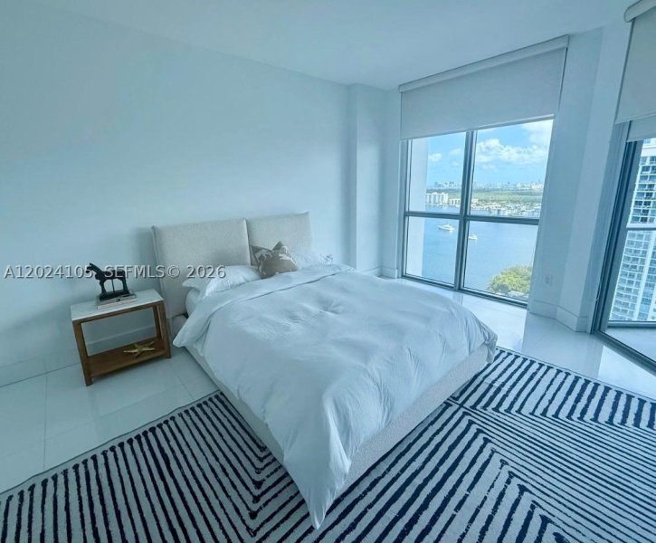 Alquiler de apartamento en Marina Palms Yacht Club 2305