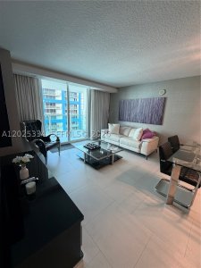 Aluguel de apartamento no Skyline On Brickell 1104