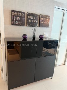 Aluguel de apartamento no Skyline On Brickell 1104