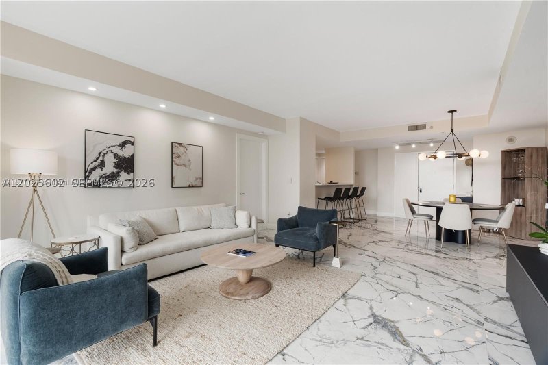 Apartment for rent at Ritz Carlton Coconut Grove 605