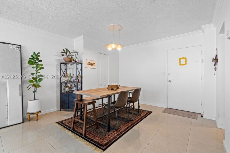 Condo for sale at Kennedy House 15M
