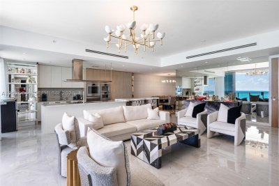 Comprar apartamento no Ritz Carlton Residences Sunny Isles 802