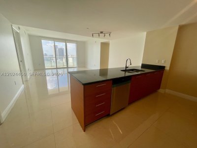 Comprar apartamento no 50 Biscayne 2401