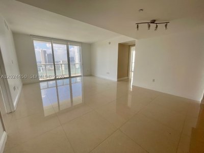 Comprar apartamento no 50 Biscayne 2401