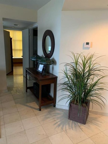 Alquiler de apartamento en Mystic Pointe 600 1708