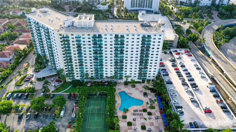 Condo for sale at Ocean Reserve 621