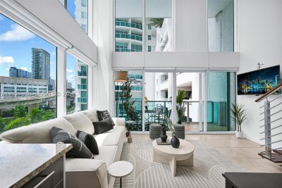 Brickell on the River South Apt #517