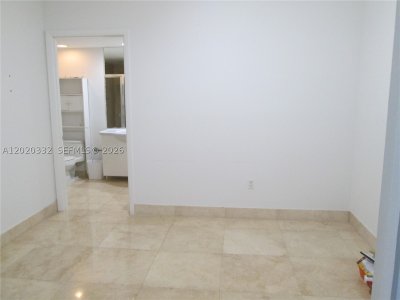 Comprar apartamento no Beach Club Three 2301
