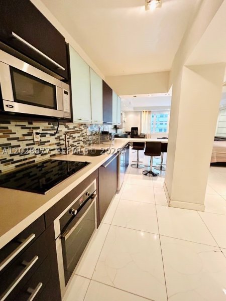Apartment for rent at Oceania 1 701