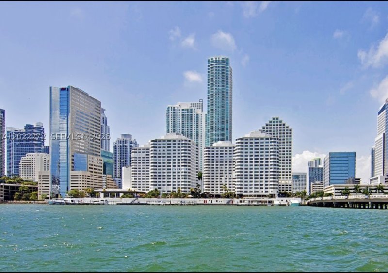 Comprar apartamento no Four Ambassadors 209