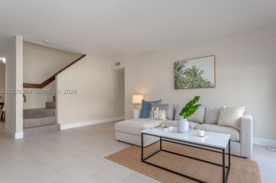 Aluguel de apartamento no Orduna Court 106