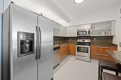 Alquiler de apartamento en The Waves Condo 1208