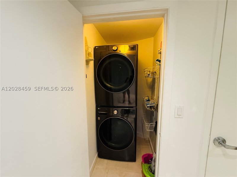 Condo for sale at Quantum 2415