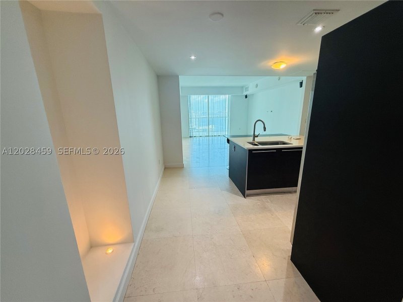Condo for sale at Quantum 2415