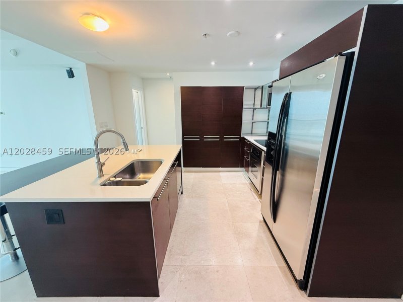 Condo for sale at Quantum 2415