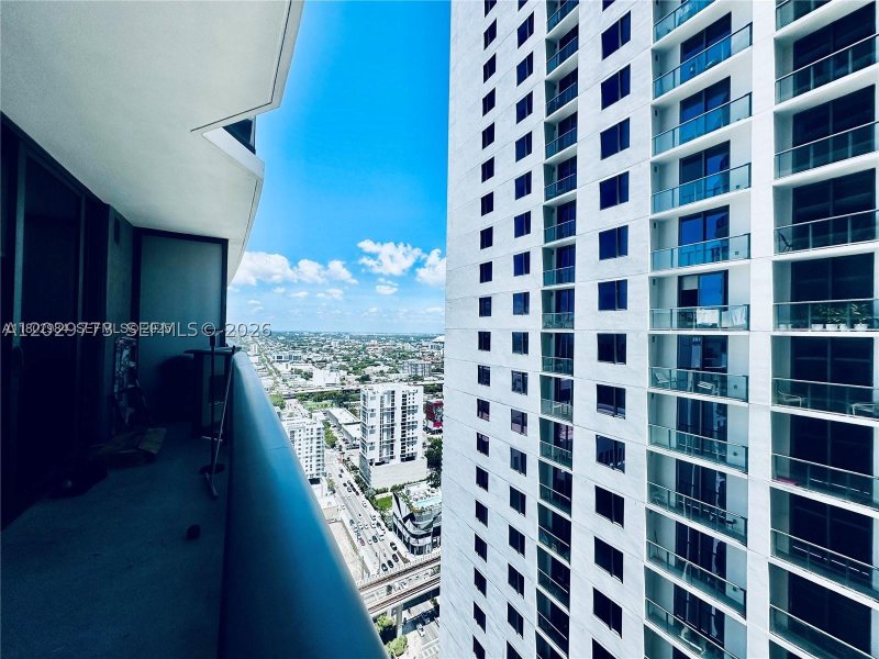 Comprar apartamento en Brickell Heights West 3409