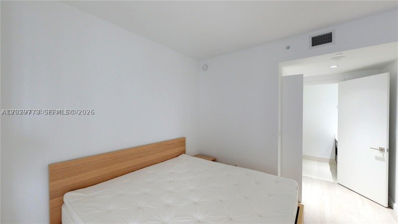 Comprar apartamento en Brickell Heights West 3409
