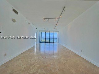 Apartment for rent at Blue Condominium 3110