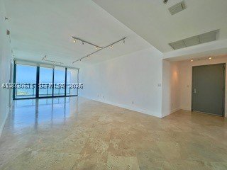 Apartment for rent at Blue Condominium 3110