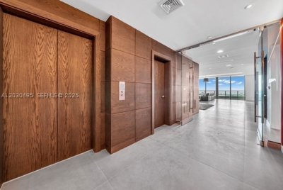 Comprar apartamento no 900 Biscayne PH6205