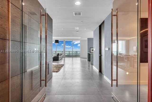 Condo for sale at 900 Biscayne PH6205