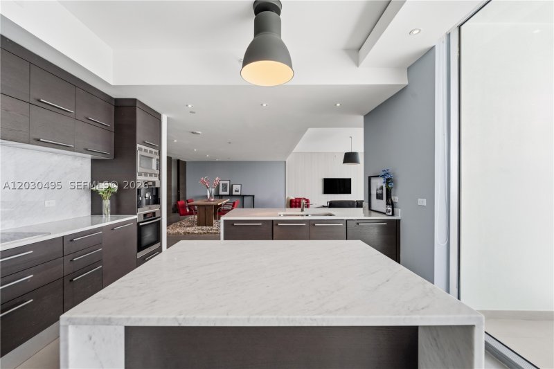 Condo for sale at 900 Biscayne PH6205