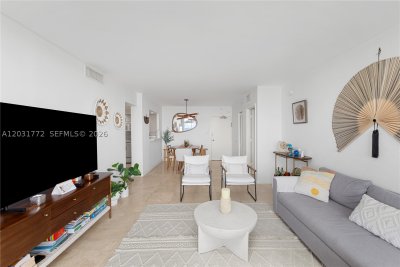 Aluguel de apartamento no 5600 Collins 14R