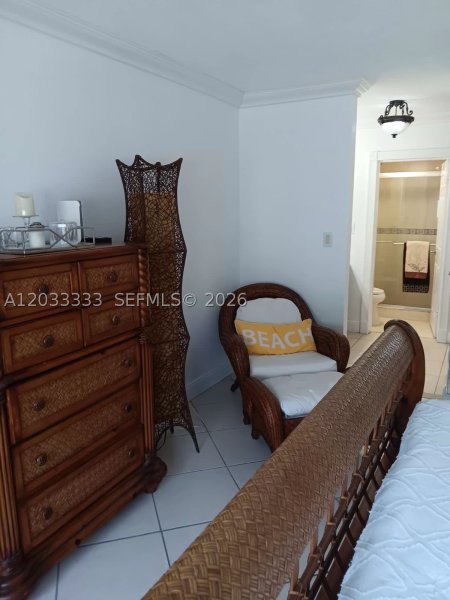 Apartment for rent at Four Winds Condo 1206