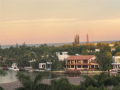 Aluguel de apartamento no Atlantic Three at The Point 702