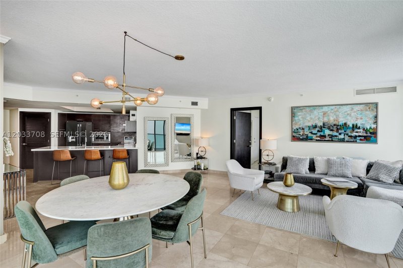 Comprar apartamento en St Tropez I II and III 1-1601