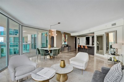 Comprar apartamento en St Tropez I II and III 1-1601