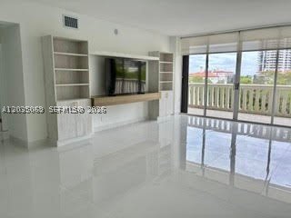 Aluguel de apartamento no 3000 Williams Island 603