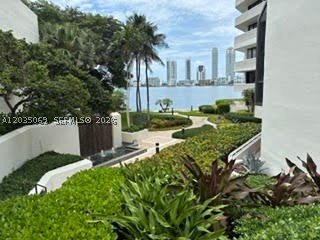 Aluguel de apartamento no 3000 Williams Island 603