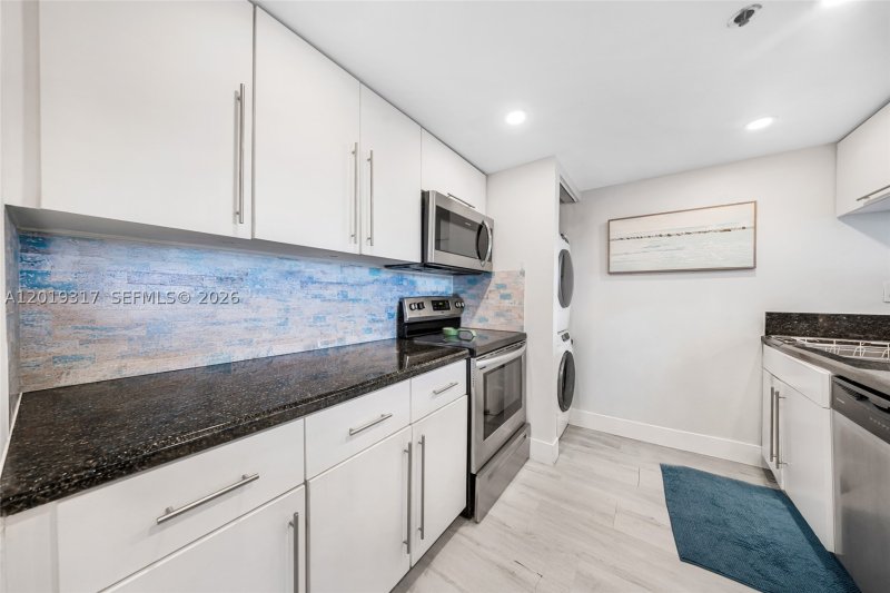 Condo for sale at Grandview Palace 923