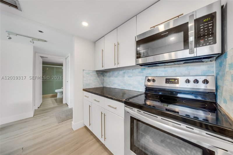 Condo for sale at Grandview Palace 923