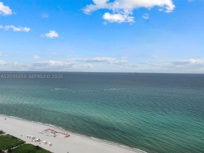 Aluguel de apartamento no Blue Diamond Condo 2708