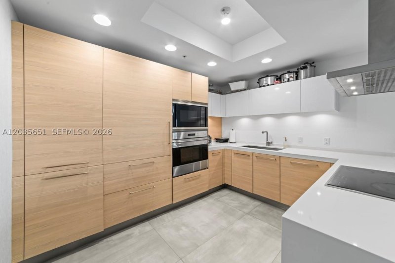 Comprar apartamento en Marina Palms Yacht Club 503