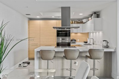 Comprar apartamento en Marina Palms Yacht Club 503