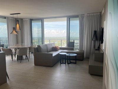 Hyde Beach House Apt #R2402