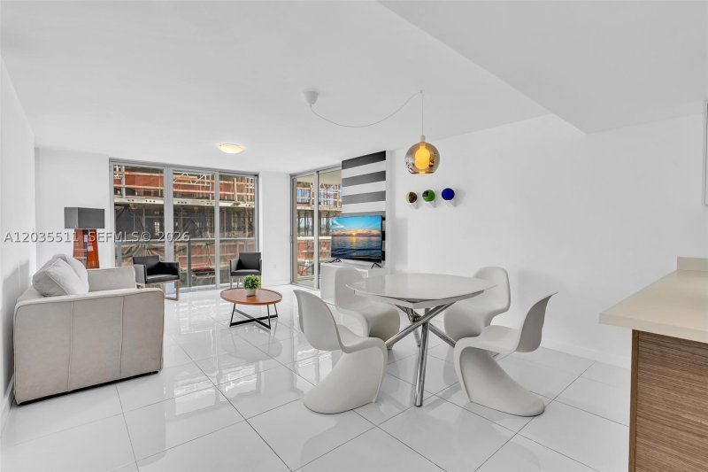 Alquiler de apartamento en Alana Bay Harbor Island 802