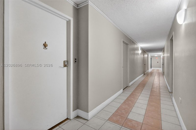 Condo for sale at Burleigh House 1124