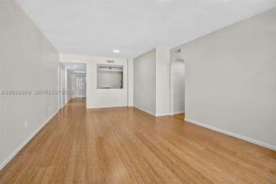 Comprar apartamento no Aventura Marina 402