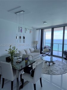 Aluguel de apartamento no Jade Ocean 1906