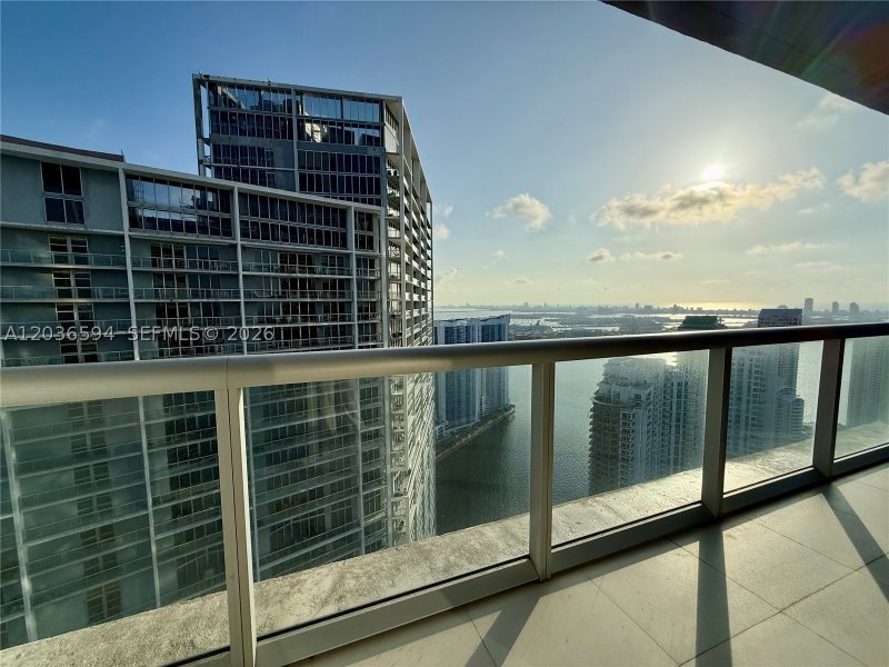 Apartment for rent at Icon Brickell Tower II 5106